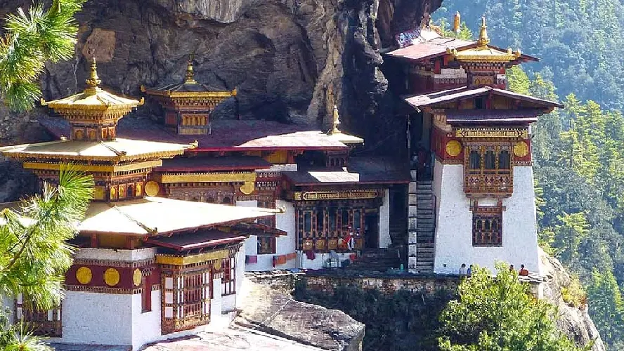 Spectacular Paro Tour Package 
