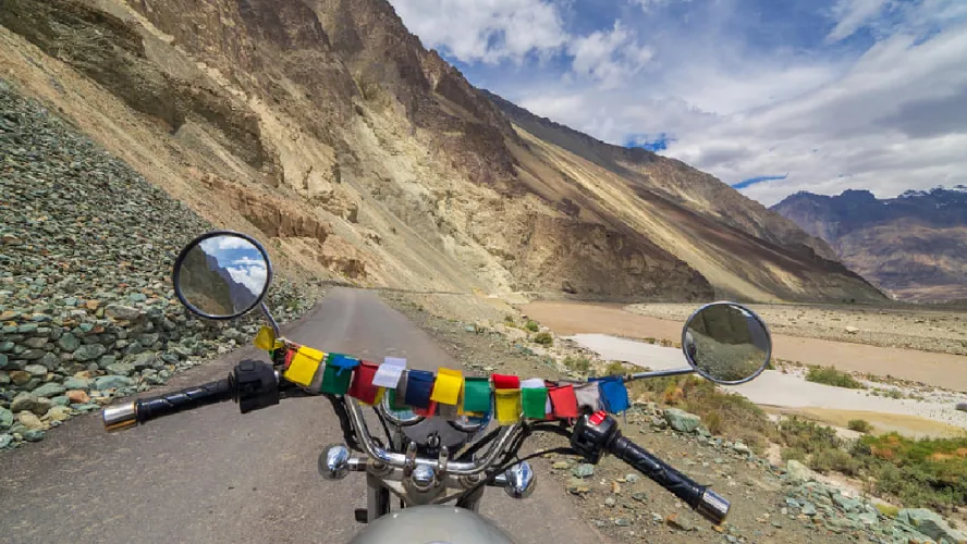Manali to Leh Ladakh Bike Trip from Delhi