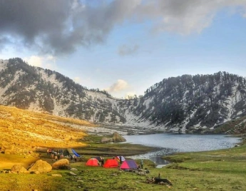 Kareri Lake Trekking