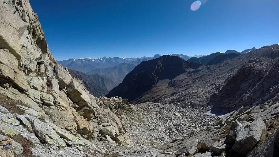 Indrahar Pass Trek