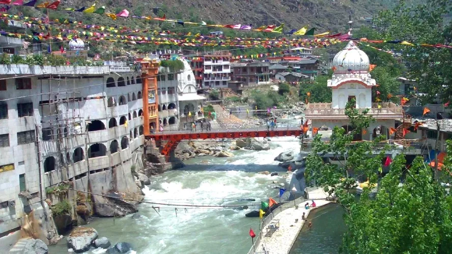 Magical Manali Volvo Package
