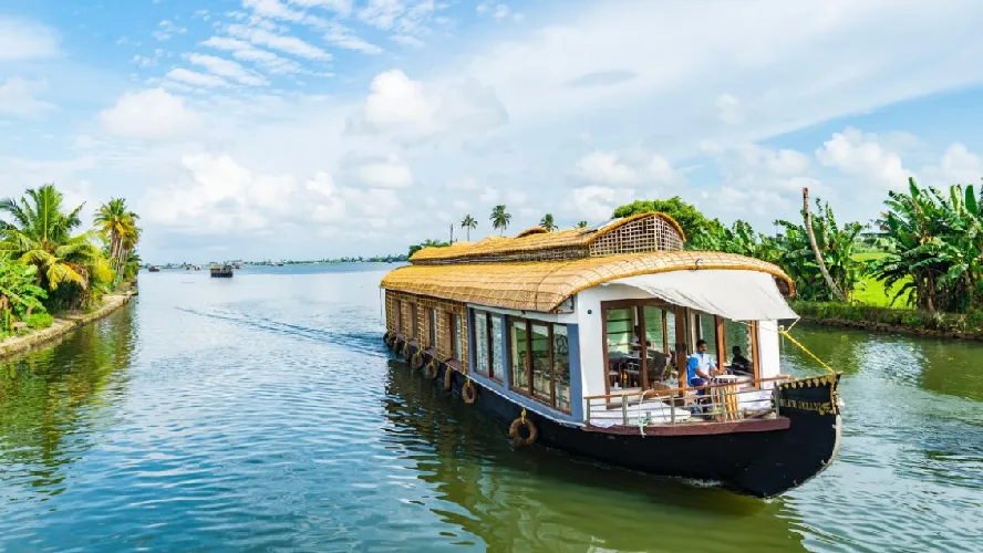 Mesmerizing Kerala Holiday Package
