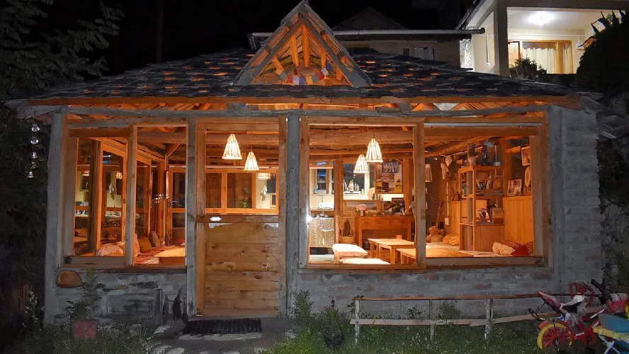 Jibhi Tirthan Valley Tour Package