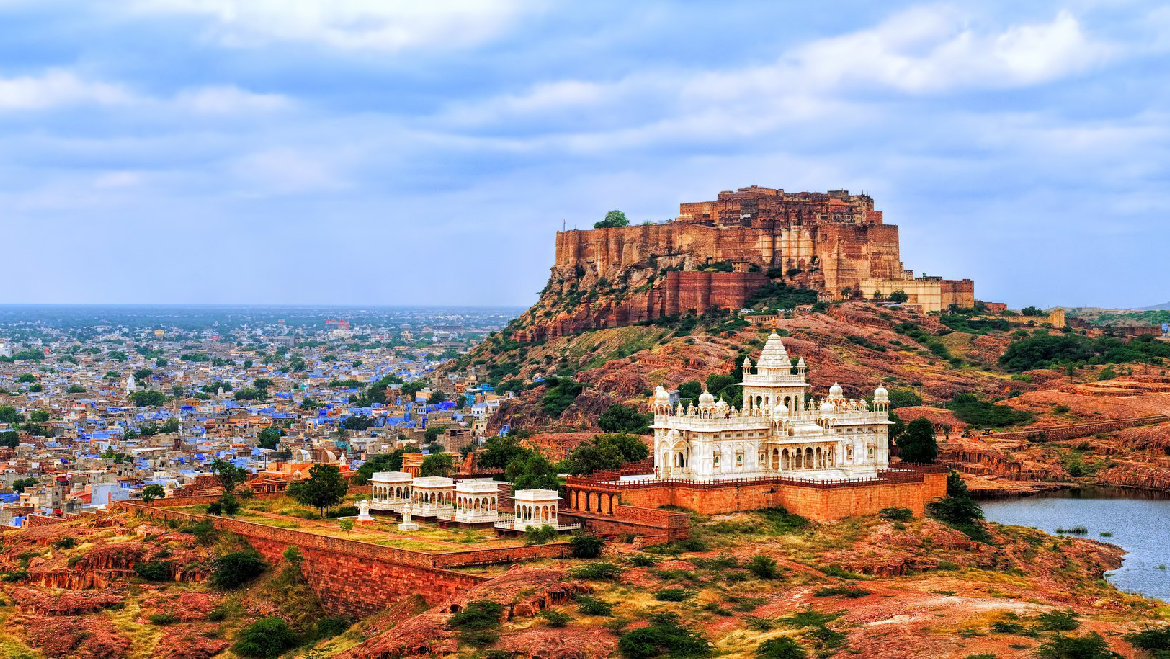 Exciting Jaipur Udaipur Family Tour Package