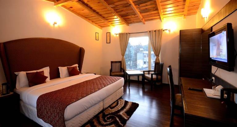 Hotel Aroma Nainital