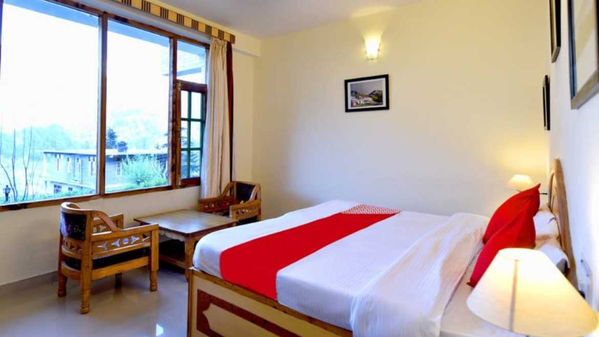 Hotel Himgiri Manali