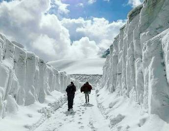 Dharamshal Tour Package