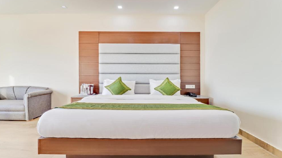 Hotel Phoenix Resort Mussoorie