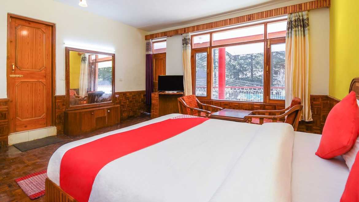 Hotel Rajhans Manali