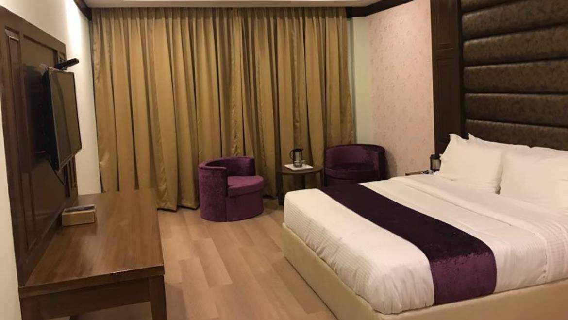 Hotel Himgiri Manali