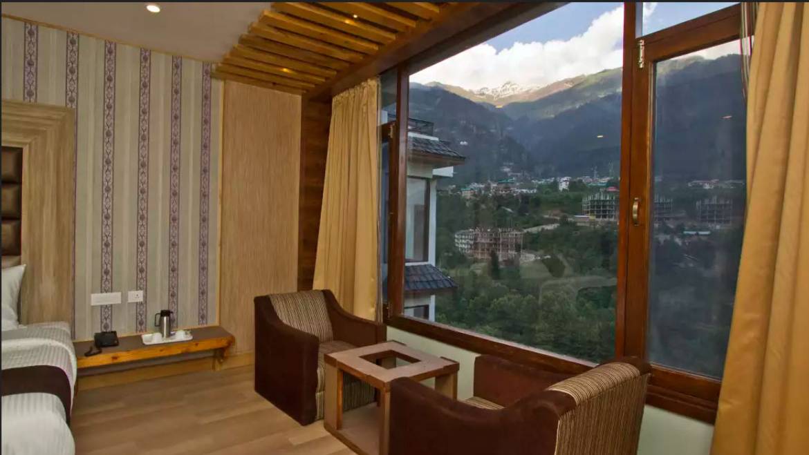 Hotel Himgiri Manali