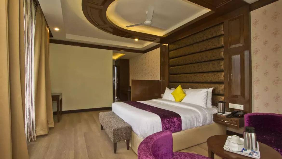 Hotel Himgiri Manali