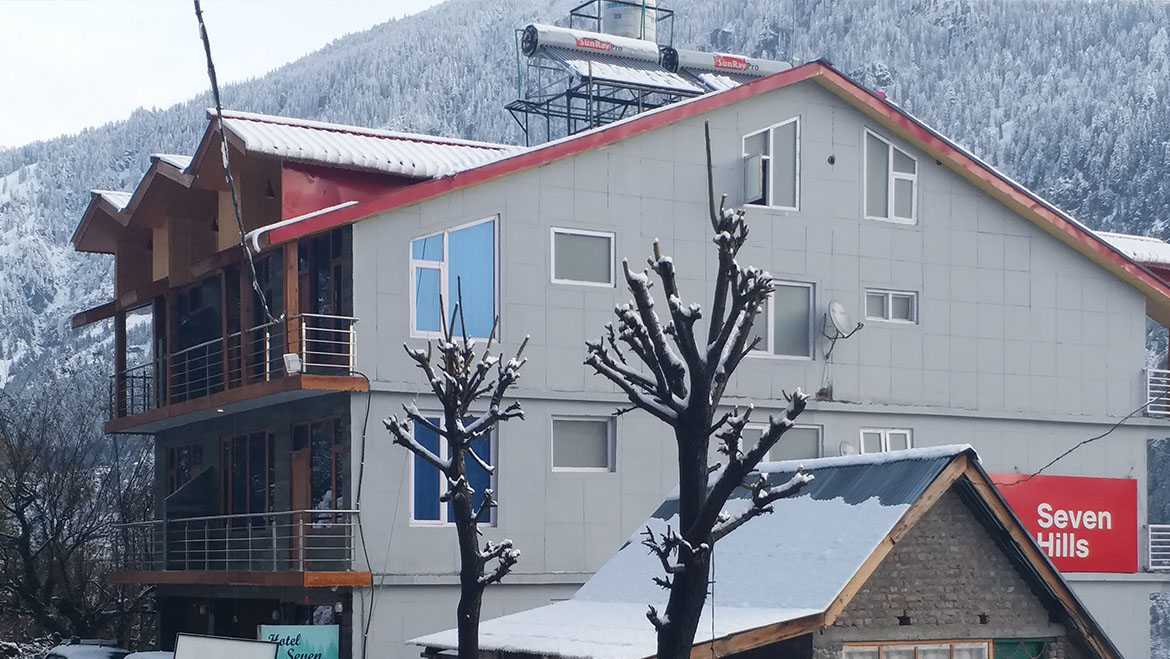 Hotel Seven Hills Manali