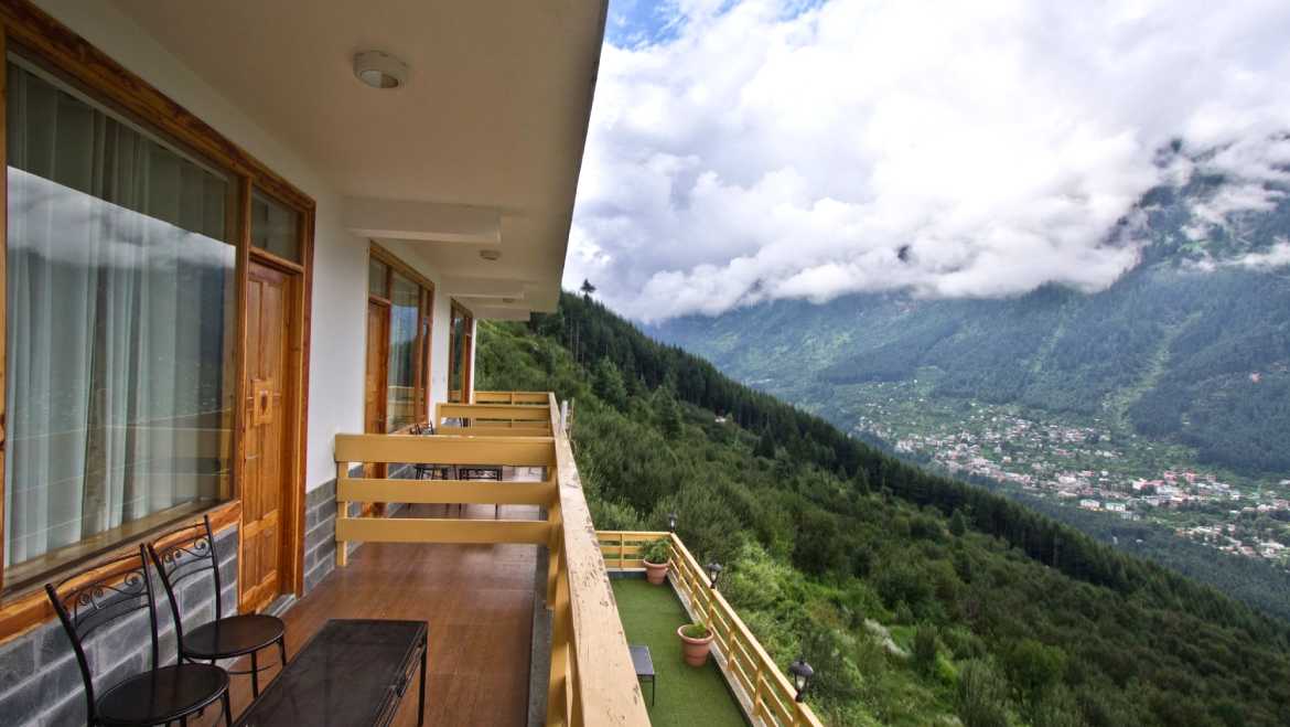 Vivaan Sunrise Resort Manali
