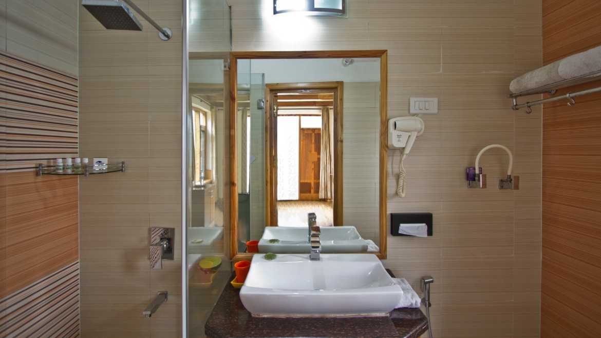 Vivaan Sunrise Resort Manali